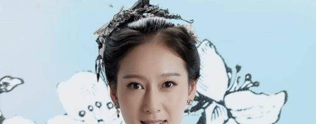 除阿朱和阿紫之外,另一女子仰慕萧峰已久,终与段誉成婚_晓蕾_金庸