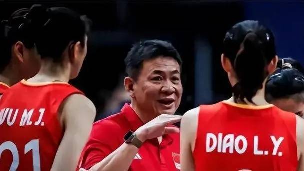 朱婷领衔!女排澳门站16人名单出炉,许晓婷遗憾落选,庄宇珊入围