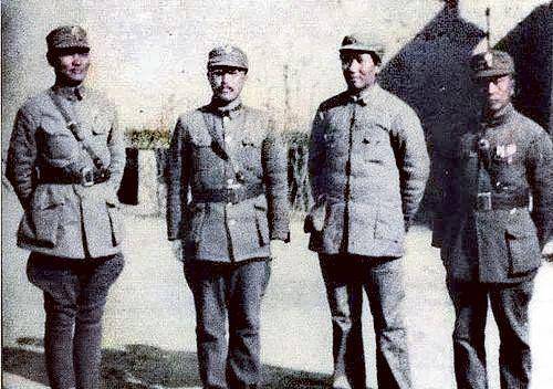 1955年邓颖超秘书写密语,转达总理态度,远在香港的国军上将秒懂