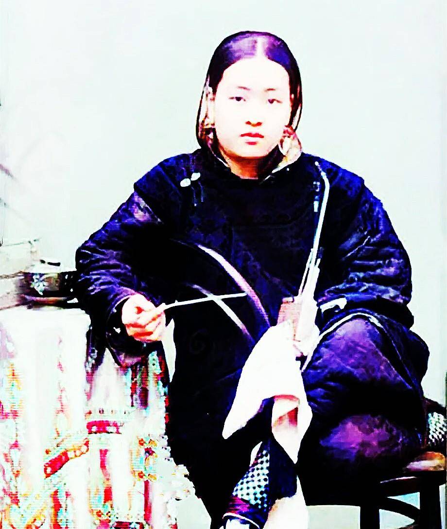 光绪旧案:妻子与师弟幽会,为情杀死儿子,县令破奇案,双双斩首