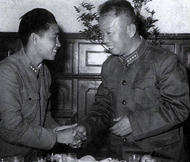 他是丁盛麾下的战士,12年升任正大军区副职,仅仅比老首长低半级