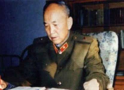 他是《雪豹》中周卫国原型,不仅枪法了得,更是有勇有谋的大英雄