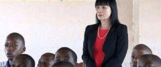 王丽红:曾是清华才女,25年前远嫁非洲,现在如何了?