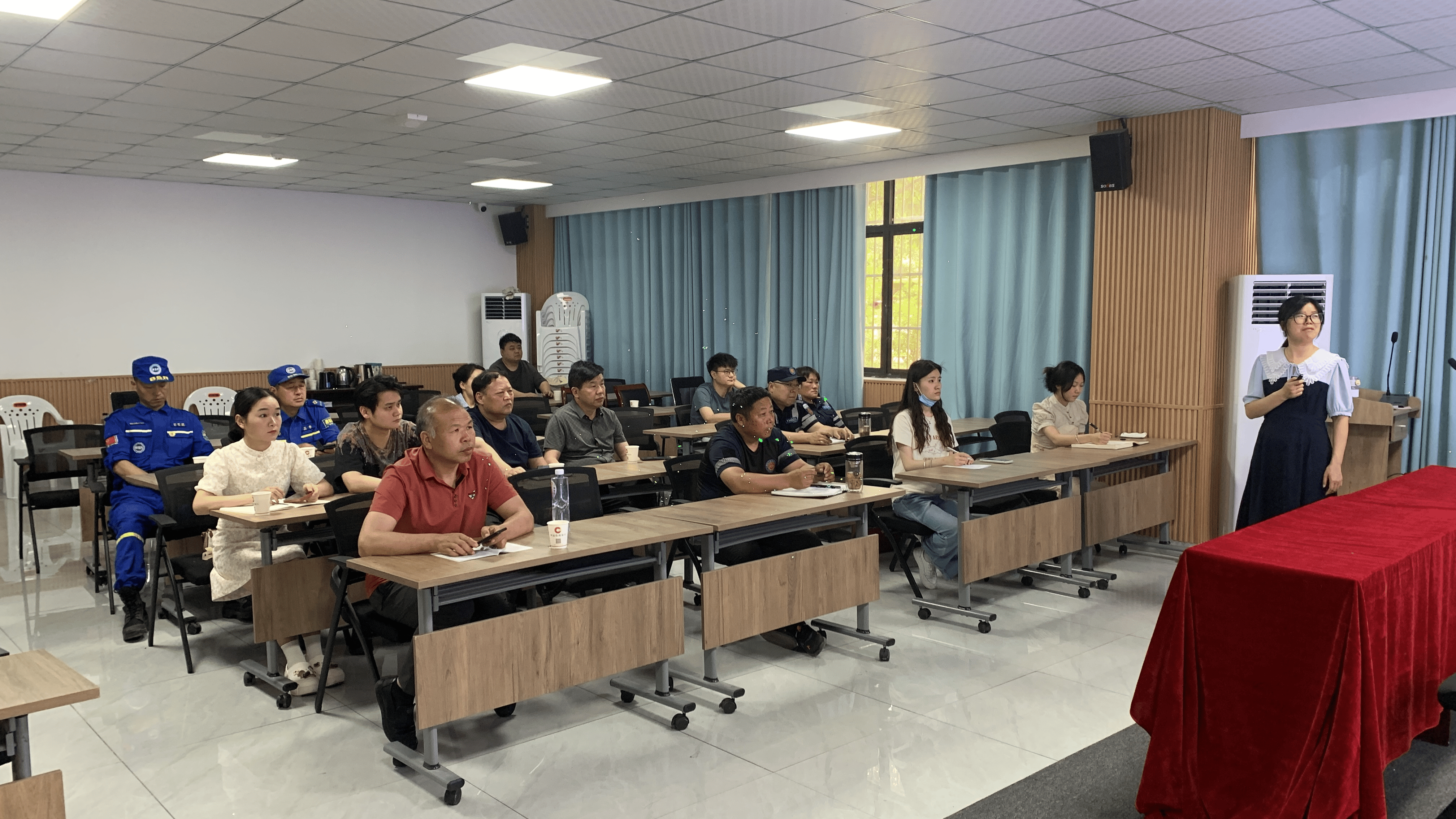 蚌埠怀远县精神障碍康复中心成功开展精神卫生宣传活动