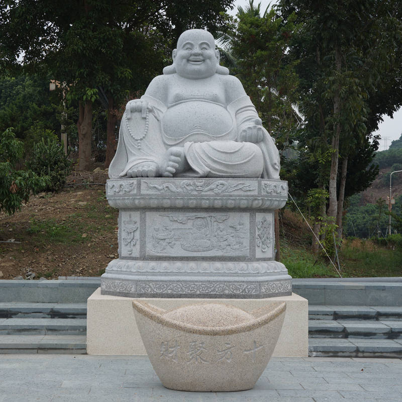 为何石雕弥勒佛形象被称为"笑佛"?
