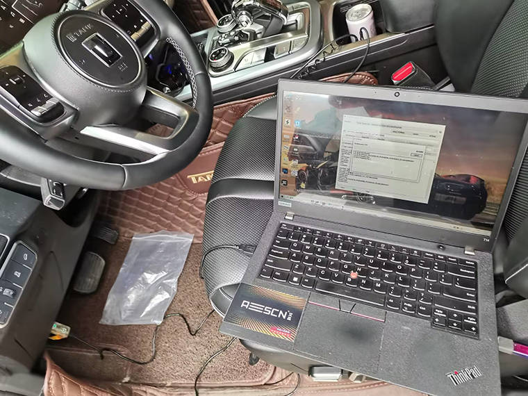 0t涡轮增压发动机,原厂最大功率为167kw(227ps)/5500rpm,峰值扭矩为38