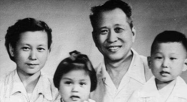 她长相漂亮被誉为陕北一枝花,林帅却与她离婚,37岁时遇到了真爱_张梅