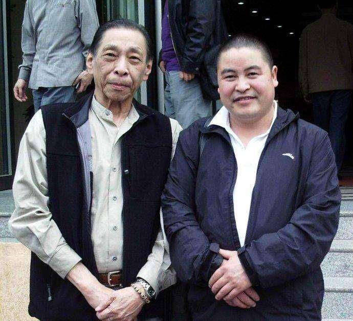 杜月笙是名震上海滩的老大,他的儿子也不孬,曾经也是全国闻名_黄金荣