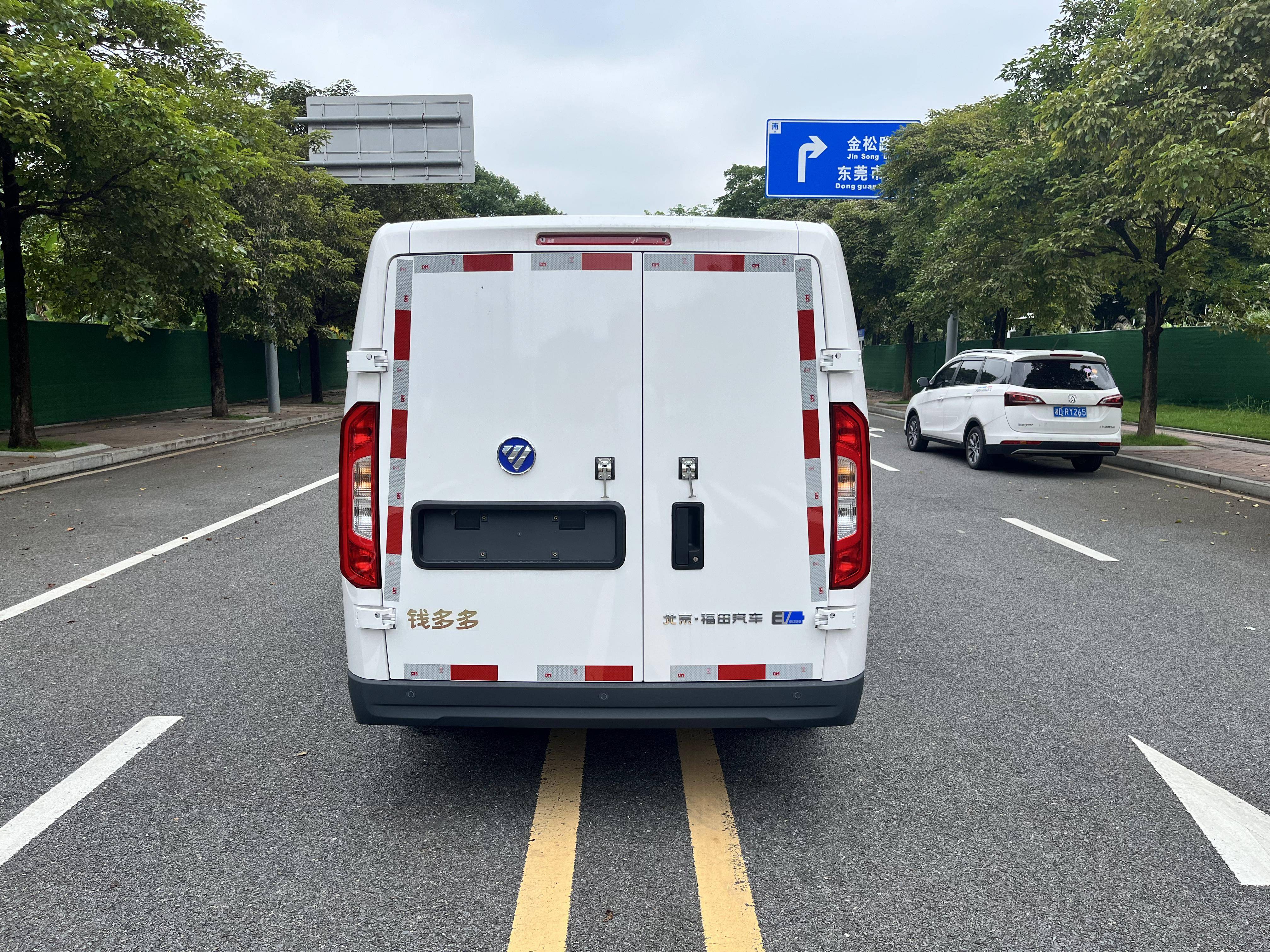 福田智蓝e6 新能源面包车登陆东莞,优惠租车方案引关注