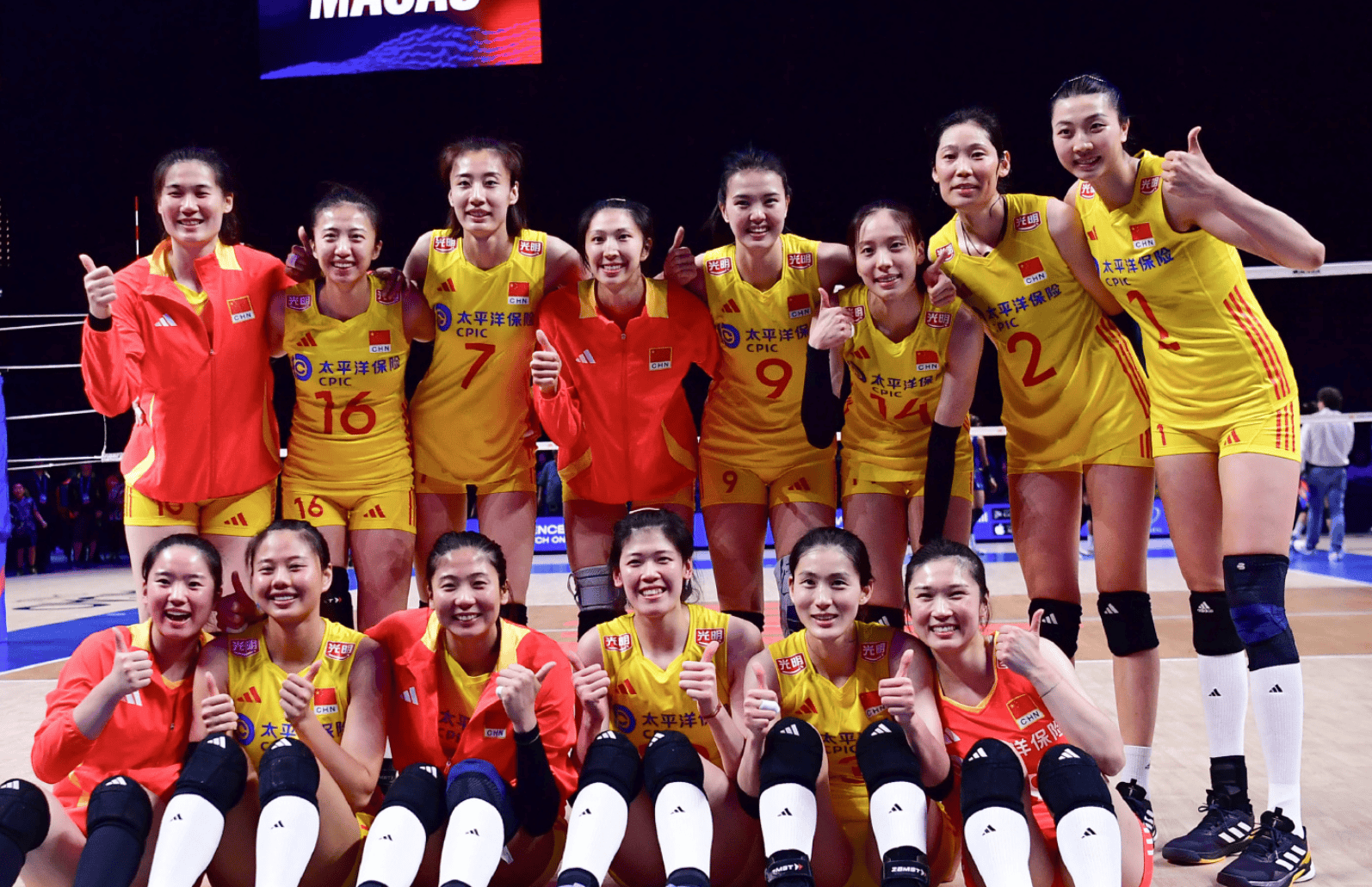 香港站女排3-0击败对手,朱婷首发仅得6分_中国女排_比赛_胜利