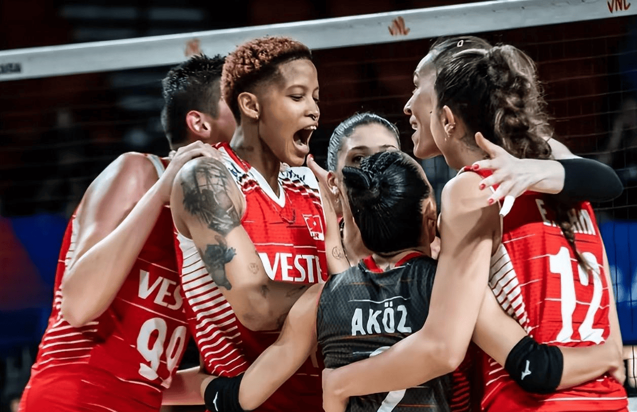 6月12日世界女排联赛4场赛程如下:第4场波兰巴西争9连胜_荷兰_亚洲