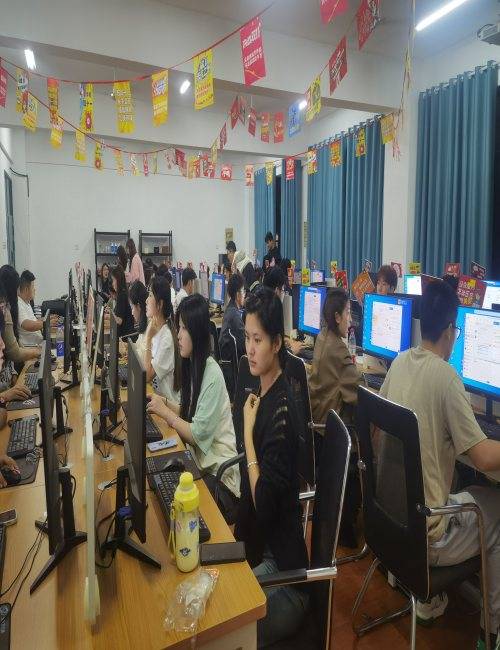 安徽好的公办中专学校有哪些学校?安徽工业职业技术学院中专部