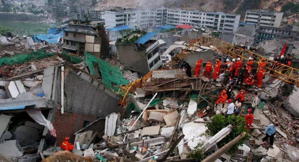 地震教室倒塌图片图片