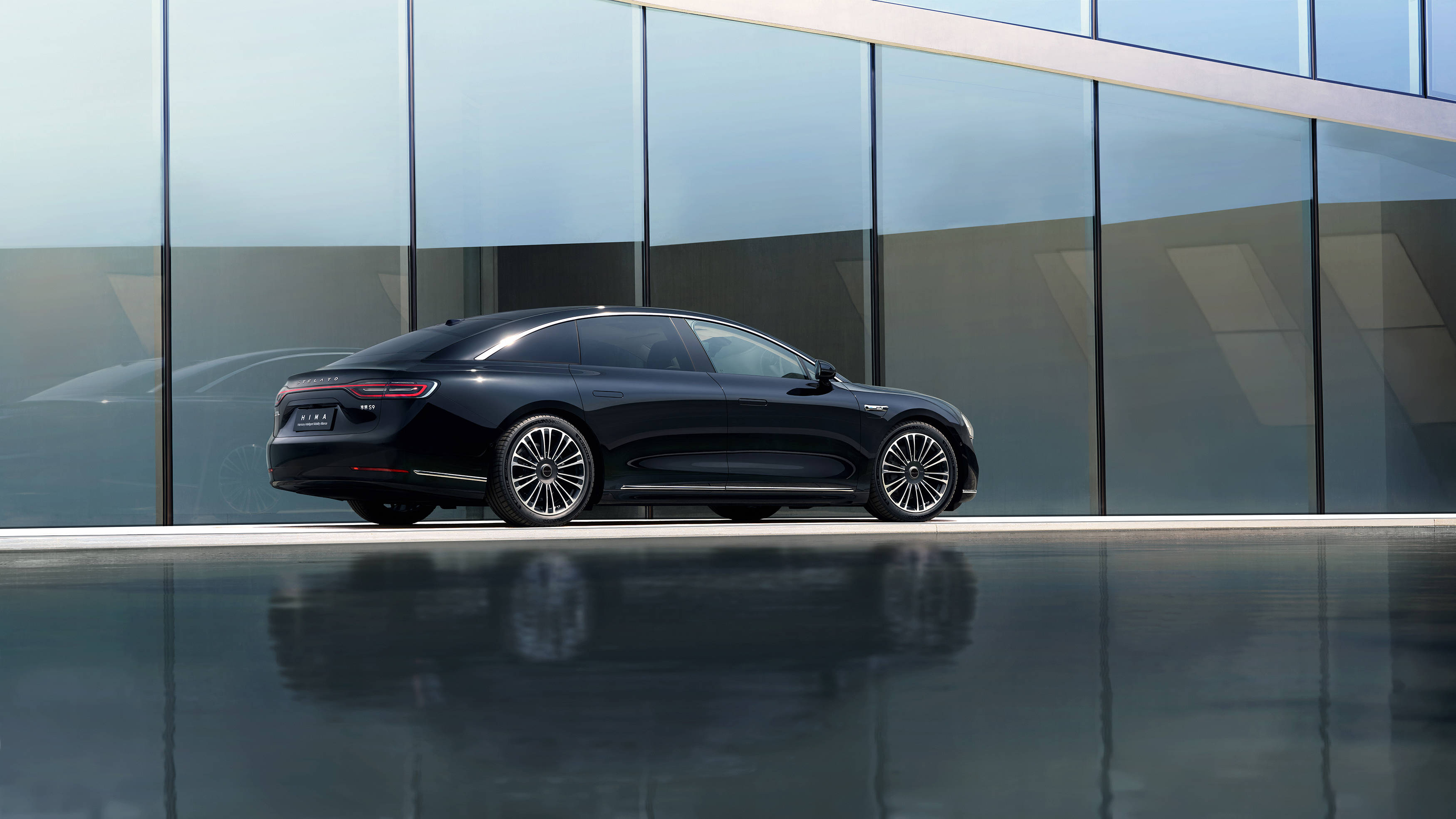 鸿蒙智行享界s9黑色版官图发布