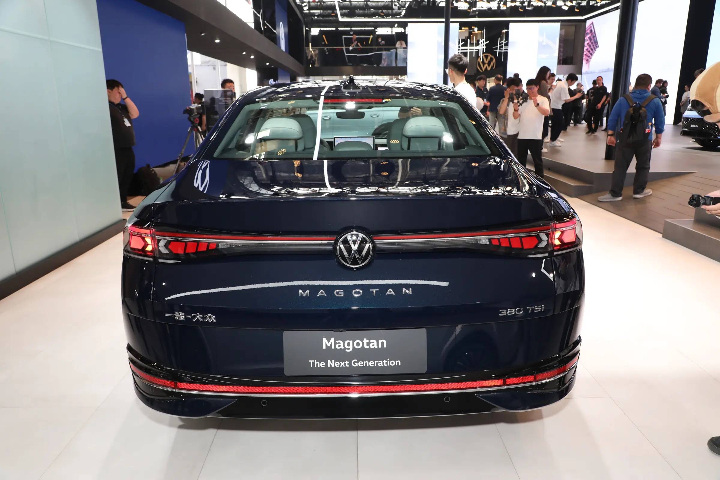 全新大众迈腾7月9日正式上市,车身更大/增