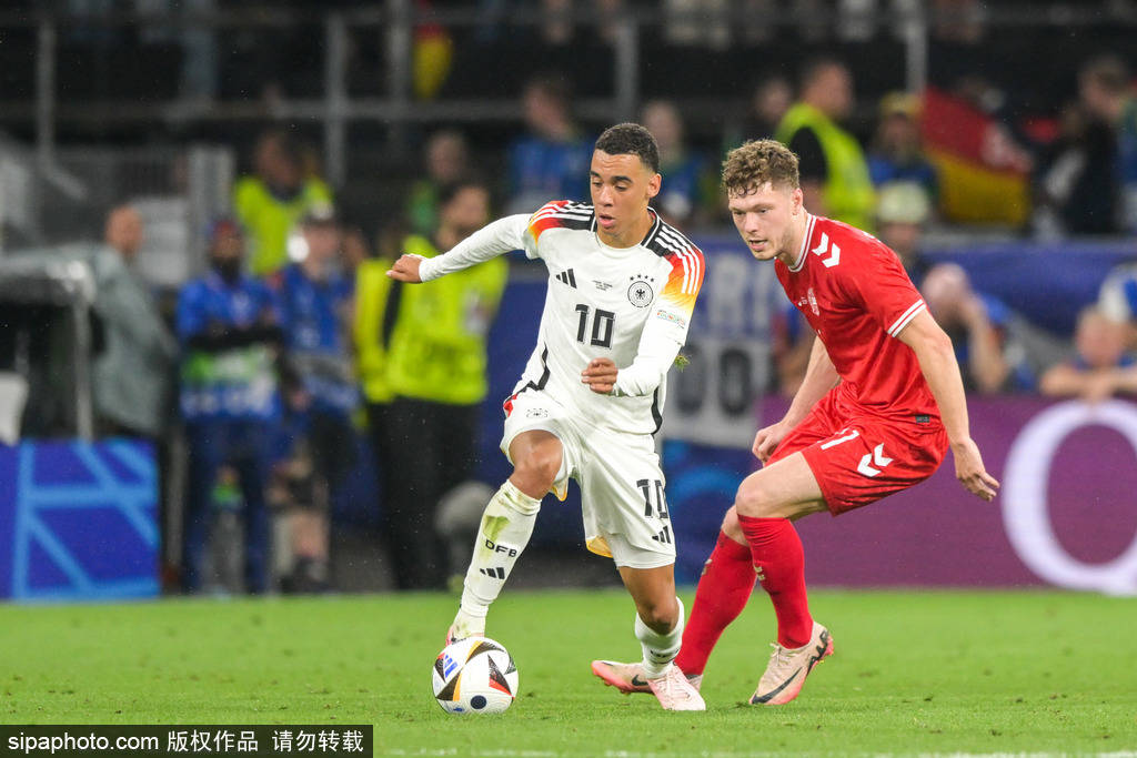 欧洲杯-东道主晋级8强！哈弗茨点射穆西亚拉破门德国2-0丹麦