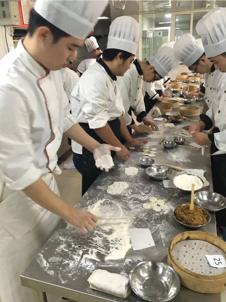 中式面点师,西式面点师,中式烹调师,西式烹调师了解一下吧