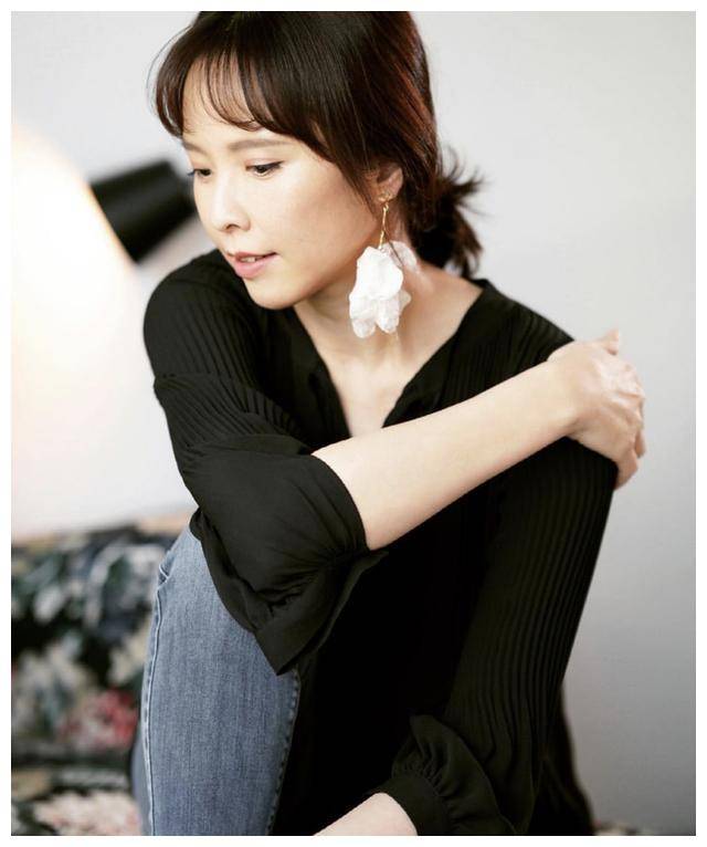 天心:台湾第一性感天后,与舒淇齐名,写真集一夜爆红,却选择低调生活!