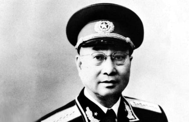 国家对钱学森有多看重?看看他身边两个贴身保镖的身份,就知道了