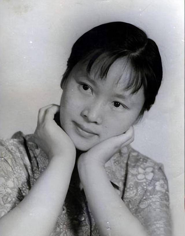 回顾李谷一:初婚嫁给恩师,二婚嫁给粉丝,79岁两任丈夫已离世