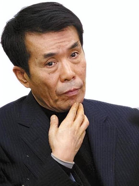纪实老艺术家何庆魁75岁,被儿子捅刀:他浪不动了,每月1万够花