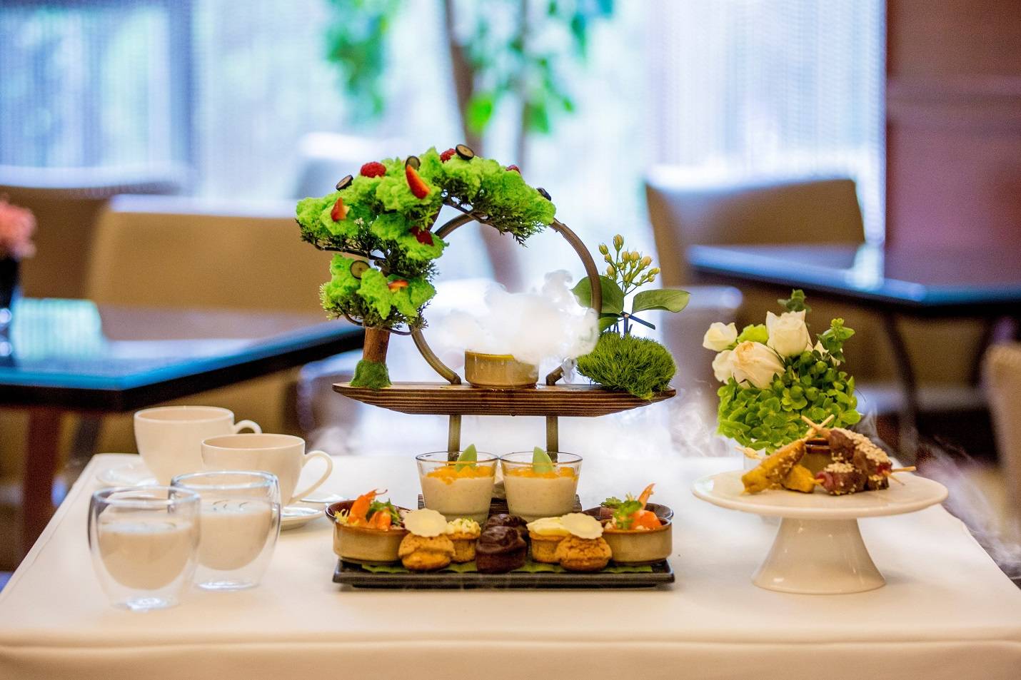 夏日邀约:北京燕莎中心凯宾斯基饭店推出东南亚风情与经典双人下午茶