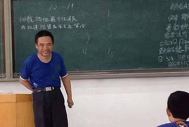 王晓琮:14岁上北大,毕业后成最红讲师,教书40年却未评职称