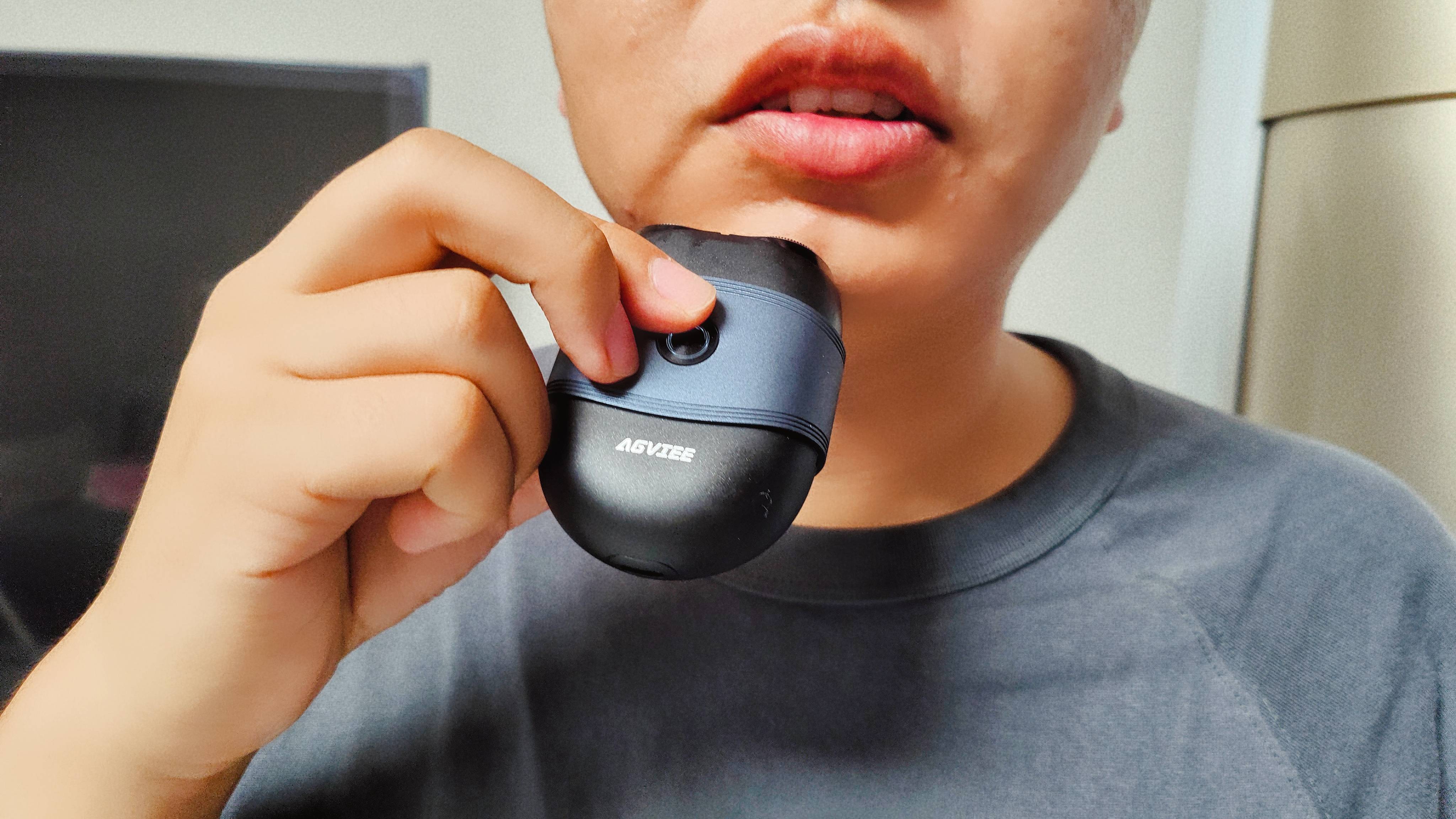 未野MAX SE剃须刀测评:高效剃须,呵护肌肤,千元级享受