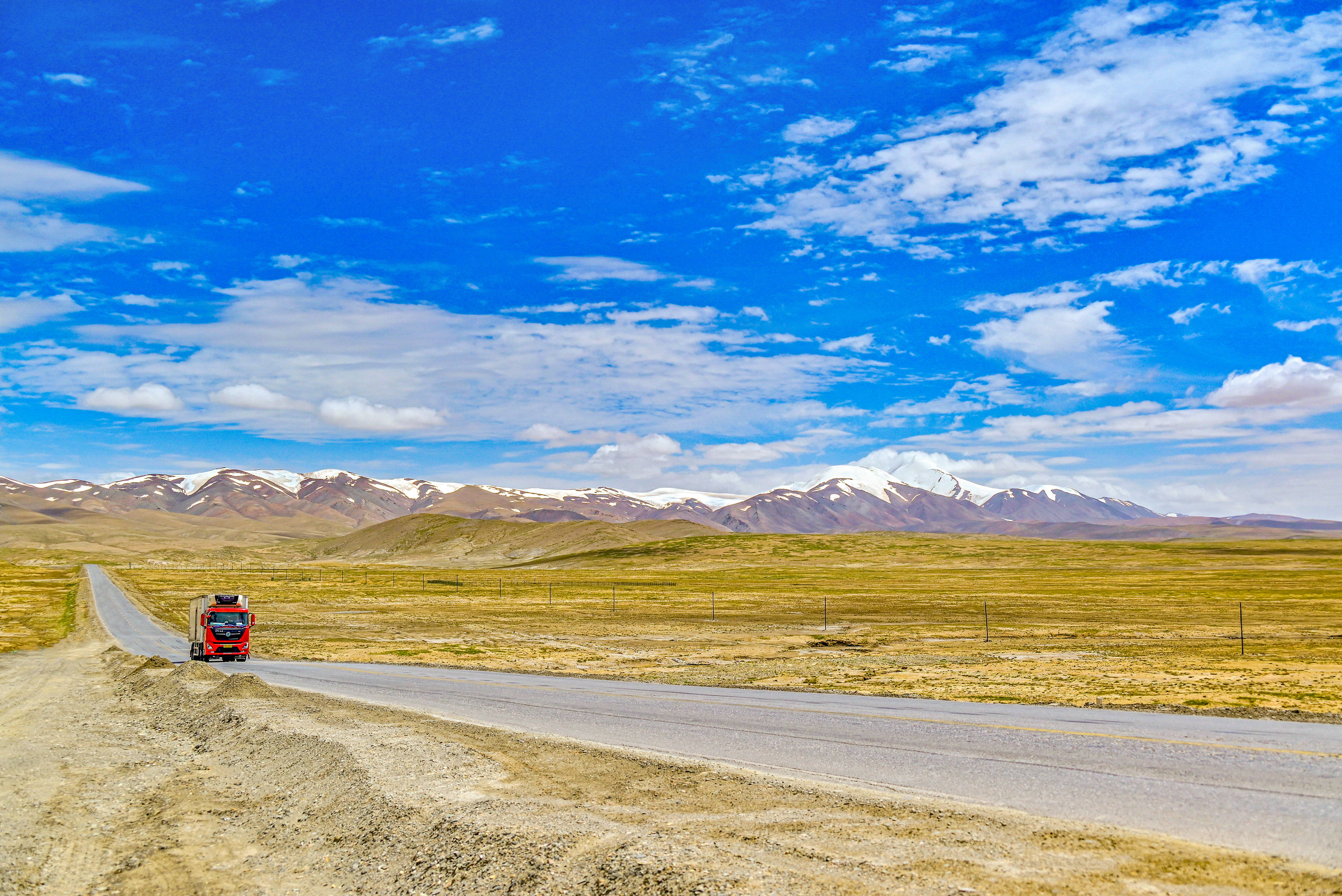 玉珠峰观景台 昆仑山口 可可西里索南达杰保护站(格尔木一日游)