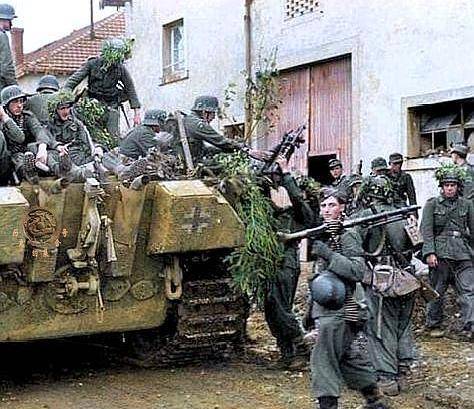 德军这回惨到家!和整个世界pk,最终被各国合伙圈踢