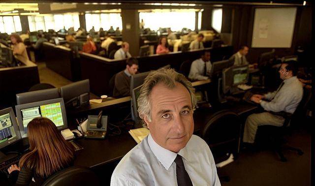 他用20年时间诈骗650亿美元,一世英名毁于一旦,麦道夫结局如何