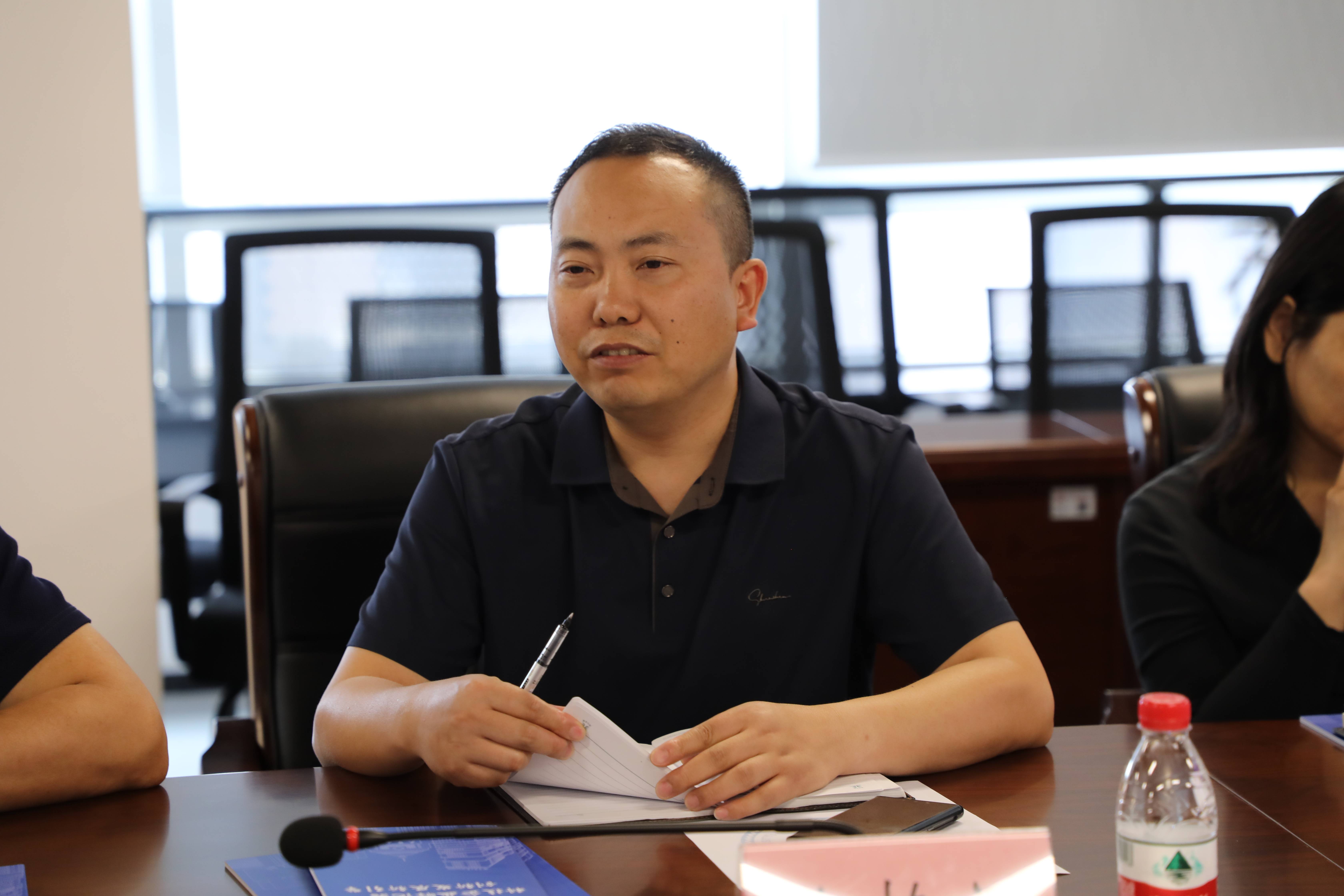 合肥市蜀山区工信局局长郭立海一行莅临我院交流指导