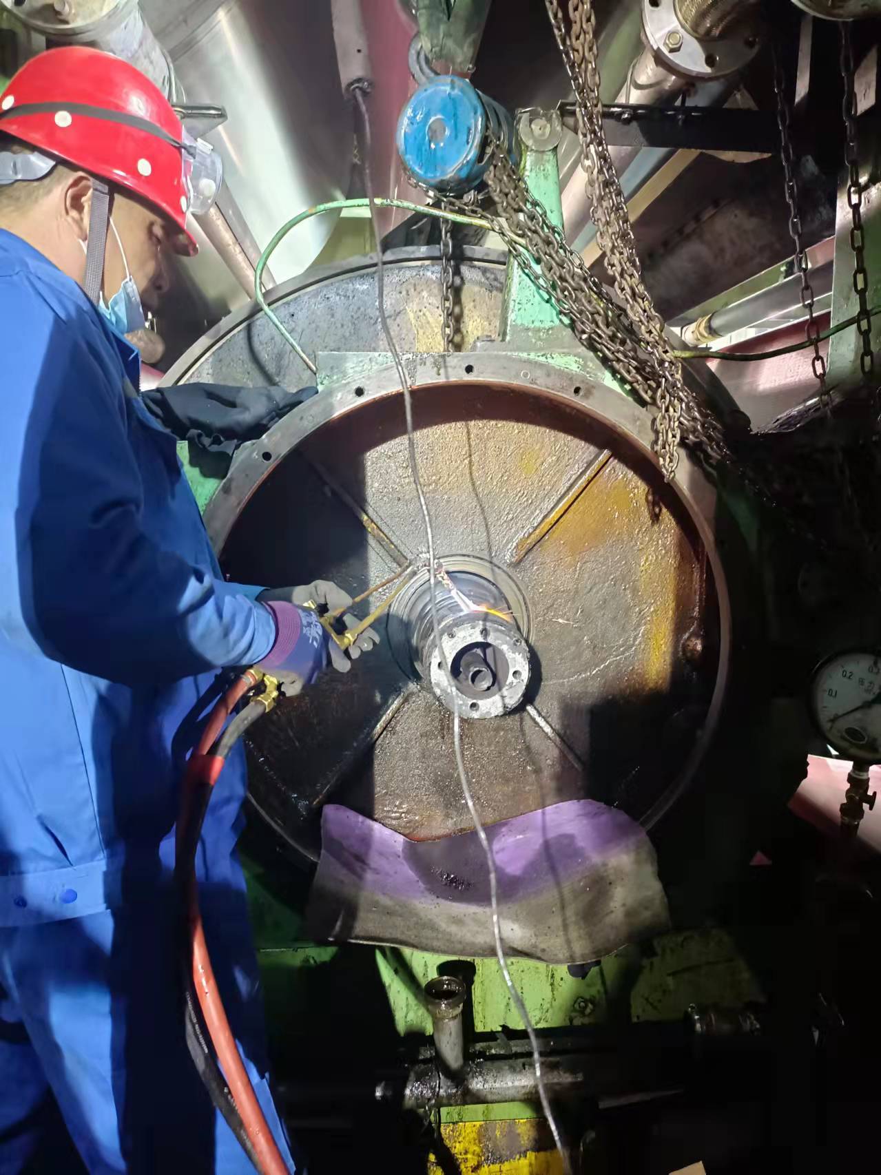 轴承位受损现场快修,省时高效_设备_磨损_维修