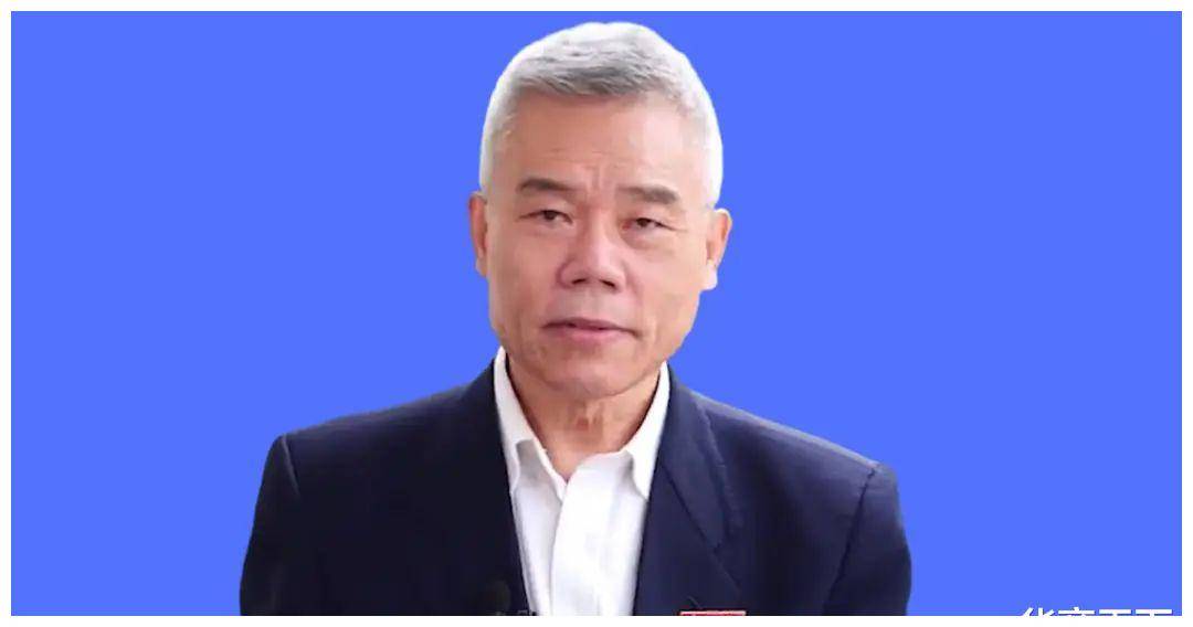 是你司马南,还是他张文宏?