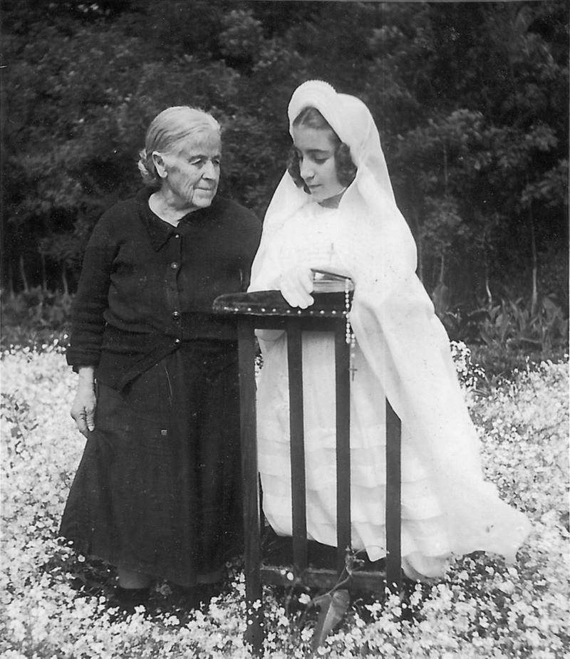 首先的原因当然是殖民者和殖民当局与阿尔及利亚土著的固有矛盾,前面