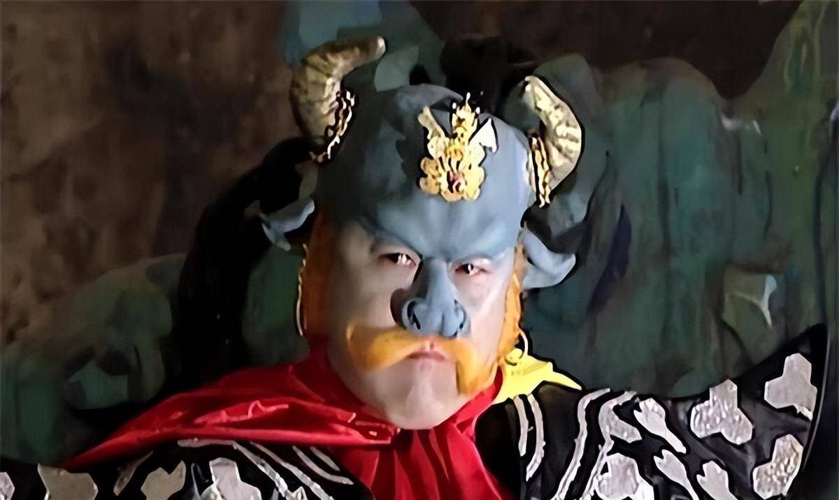 为啥同为坐骑,太乙天尊的九头狮子要比太上老君的青牛厉害?