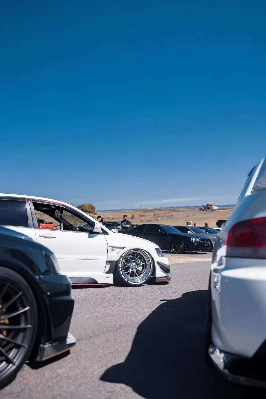 三菱evo改装airbft气动避震,低趴风格更吸引人