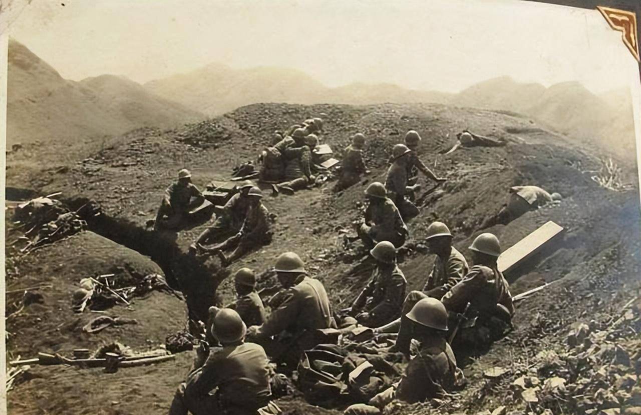 他是黄埔7期生,是长期在"蒋营"的16位卧底之一,回归后授少将