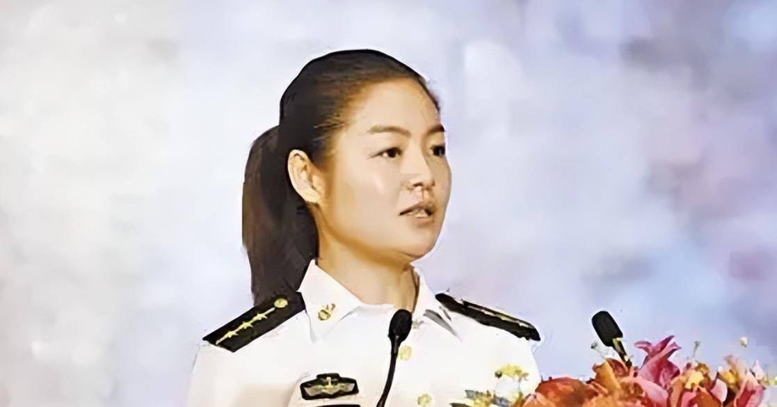 2016年,航母飞行员张超牺牲,曾经对妻子许下的诺言,却成为遗愿