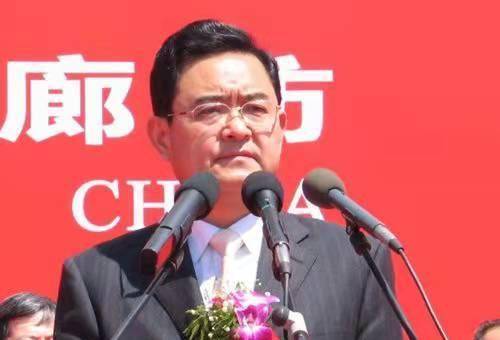 原创他曾任江苏省长,煤矿工人出身,贯彻为人民宗旨,今76岁退居二线