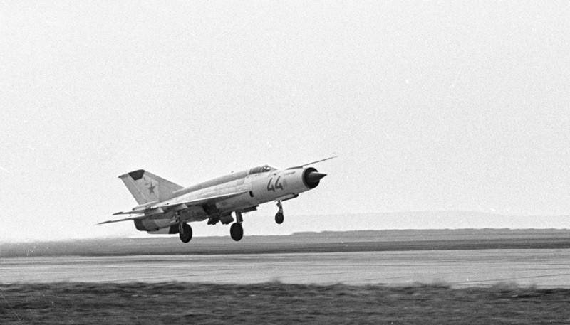 苏联人亲自上阵,被以色列打了5比0_空军_运河_幻影