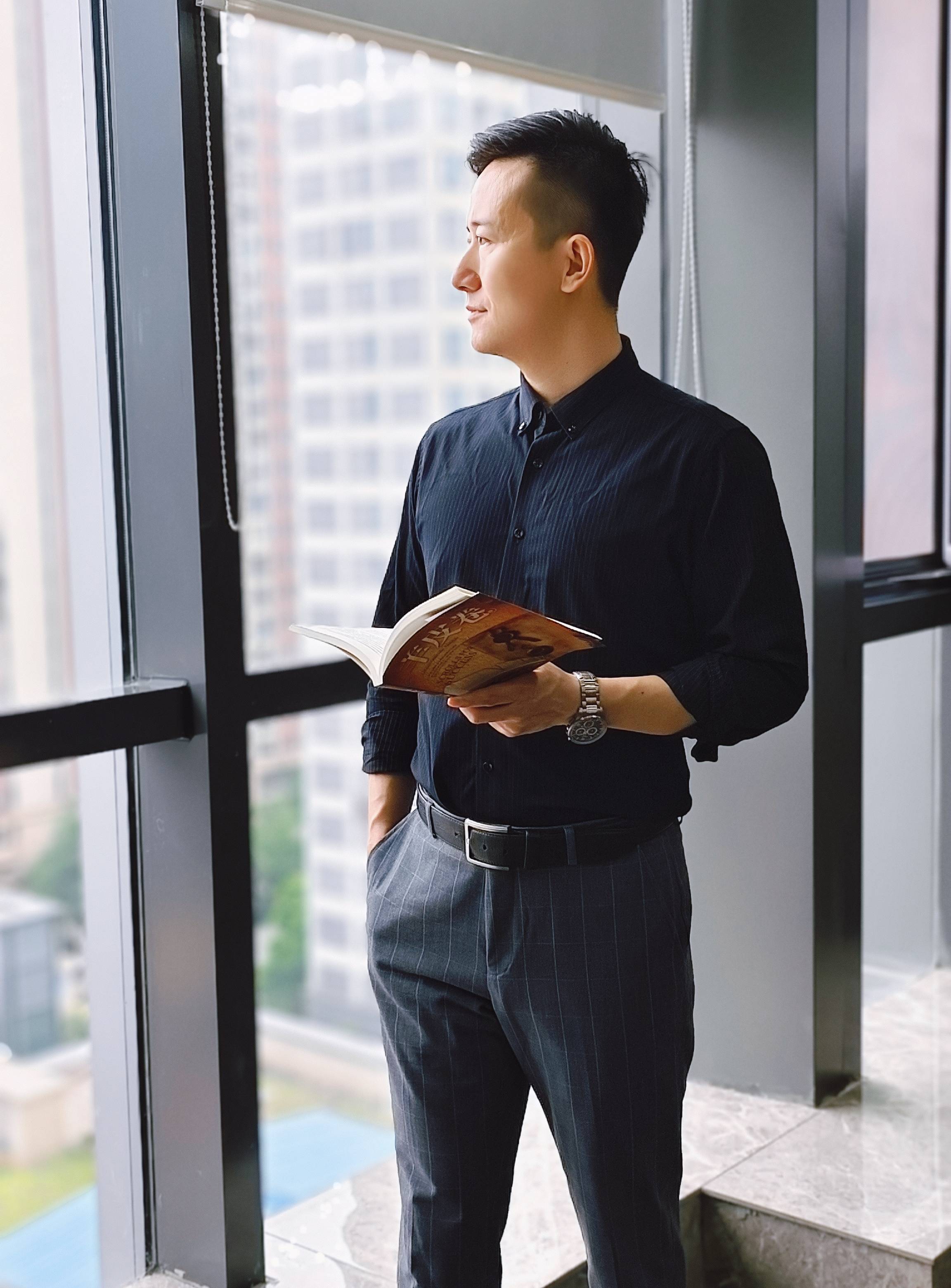 谢飞:以卓越领导力,引领企业攀登社会主义现代化建设新高峰