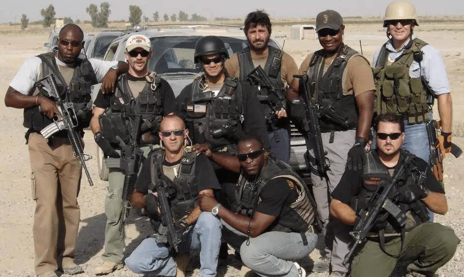 雇佣兵之王!纵横非洲30年,干掉了4任总统,娶了6个老婆