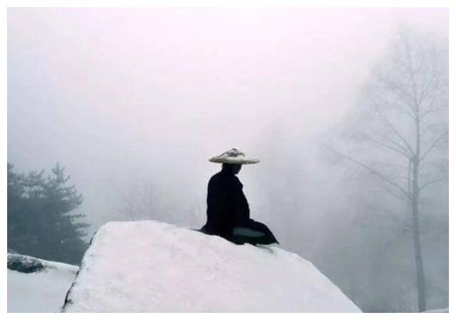 上万人"隐居"终南山,真的是远离世俗?当地村民却直摇头:假的