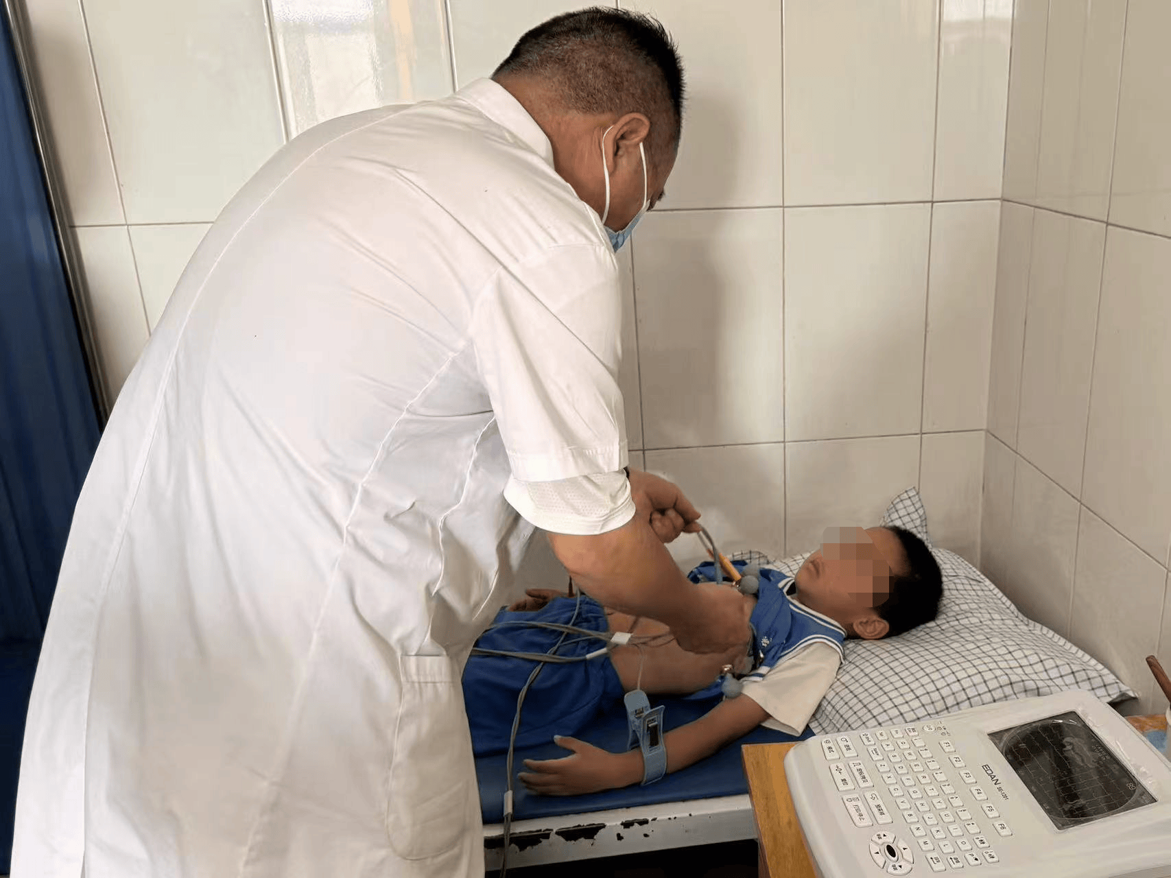 精神病医院可以去看望病人吗?(精神病医院允许家人探视吗)