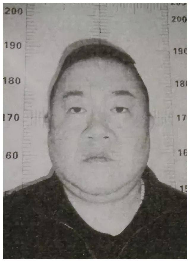 惊动中央的孙小果,判死刑后又活20年,身世背景全曝光太"黑"了