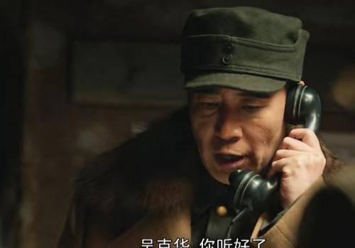 塔山阻击战结束,国民党军走上阵地,士兵:将来我们也这样做