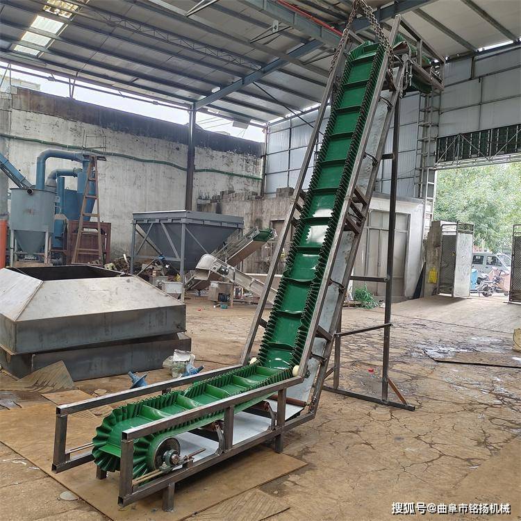 可移动小型传送带 木块装车输送机 伸缩式皮带机