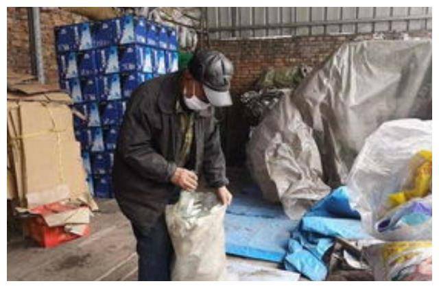 90后男子因生活拮据劫杀收废品老人,终被判处死刑_姚某_刘华_余某