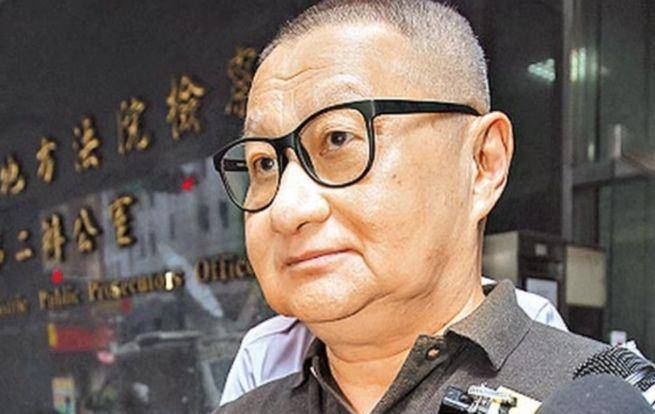 孙道存:60岁娶初中同学女儿,72岁去世,留下6个子女和17亿外债